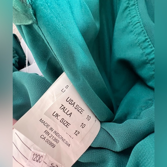 Emerald green bridesmaids dress from Mori Lee , size 10. NWT - Picture 5 of 6